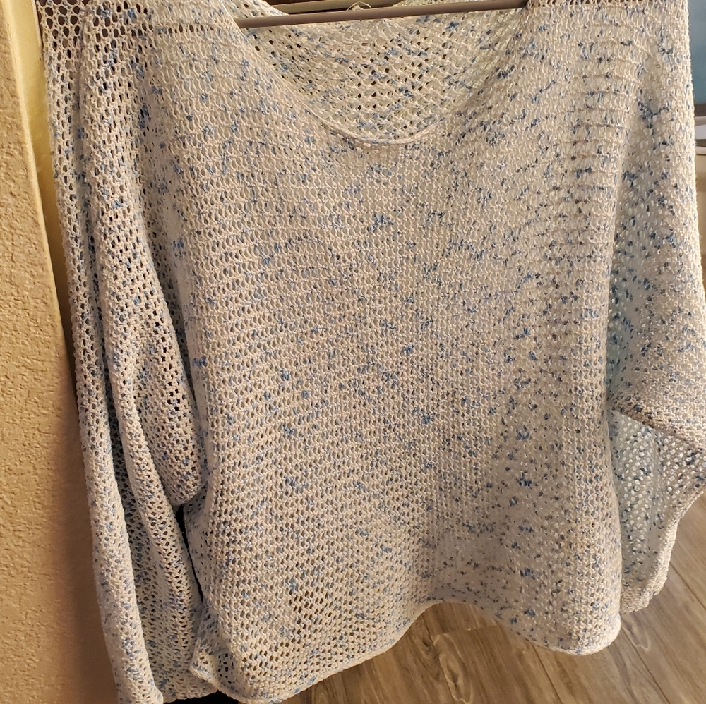 Love Richie light weight sweater